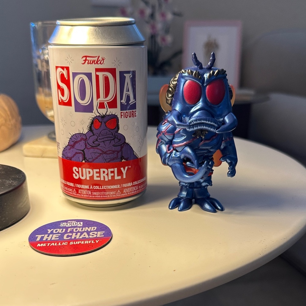 Funko Soda Superfly Metallic Blue Figure